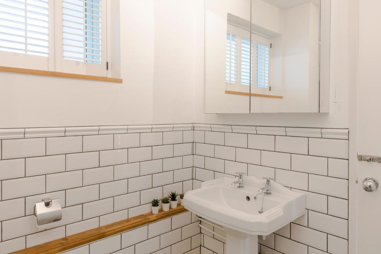 Central Euston One Bedroom Home Лондон Экстерьер фото